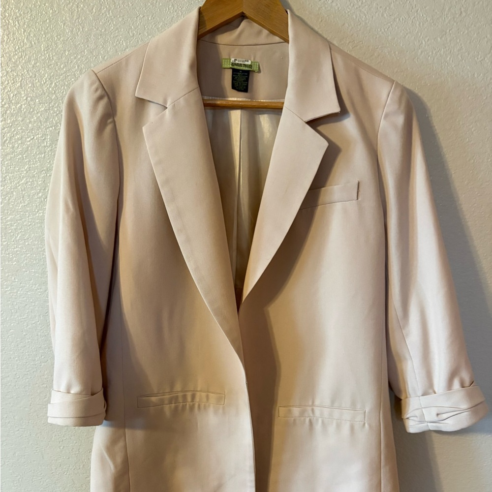 Free Hug pale pink Oversized Blazer